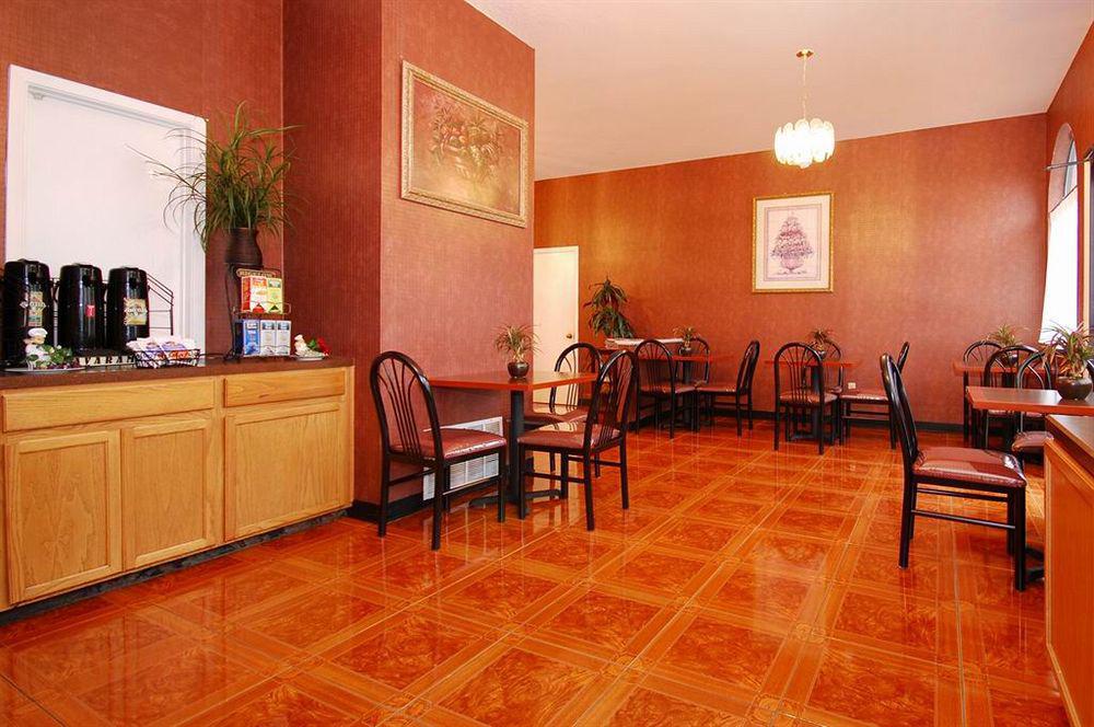 Super 8 By Wyndham San Antonio At I-10 Μοτέλ Εστιατόριο φωτογραφία